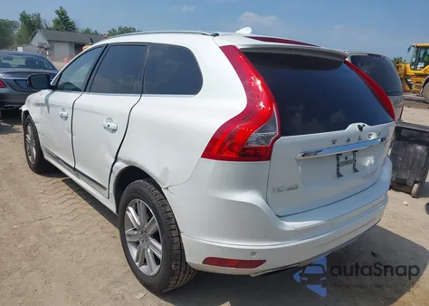 2016 Volvo Xc60 T6 Drive-E z USA, uszkodzony, nr VIN YV449MRK1G2874632